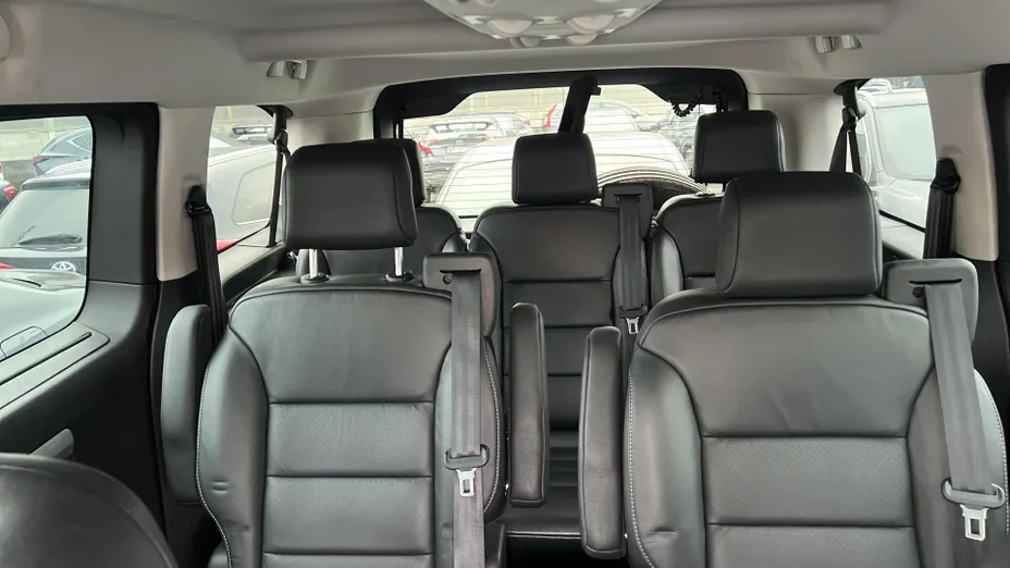 TOYOTA Proace Verso Proace Verso 2.0 D4-D Medium VIP Aut.