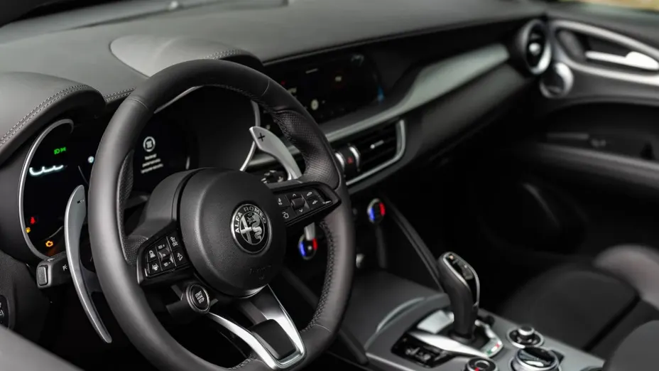 ALFA ROMEO Stelvio Stelvio 2.0 Turbo Veloce Q4 aut Nowy