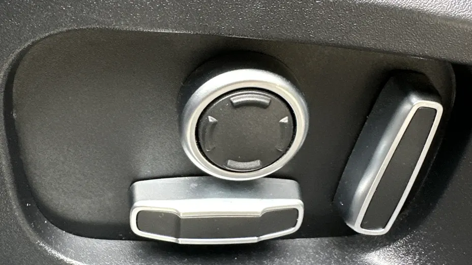 JAGUAR F-Pace F-Pace 2.0 D165 mHEV AWD R-Dynamic S