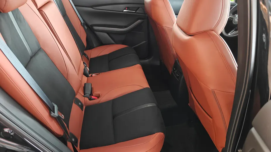 MAZDA CX-30 CX-30 2.0 mHEV Nagisa 2WD aut Nowy