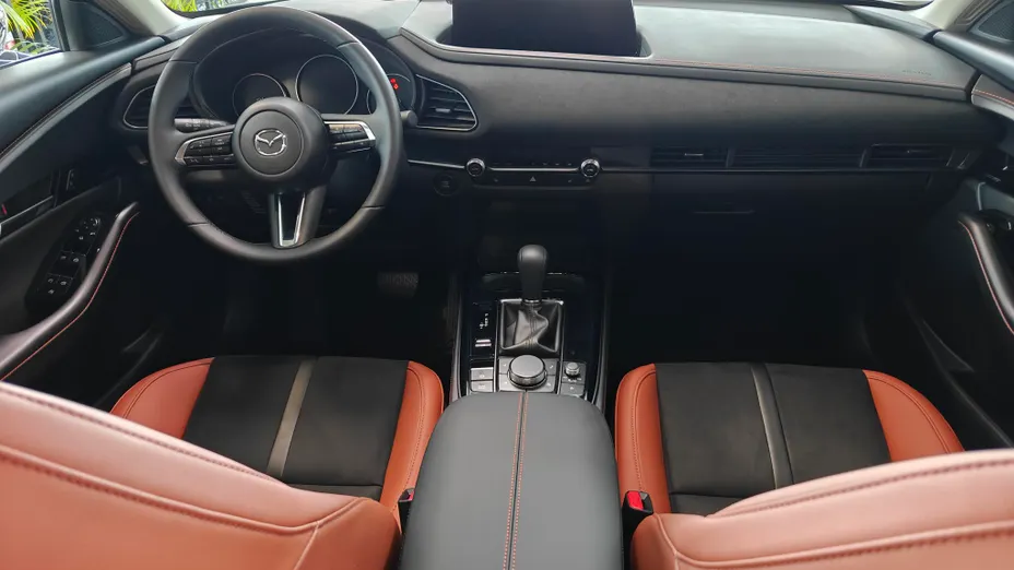 MAZDA CX-30 CX-30 2.0 mHEV Nagisa 2WD aut Nowy