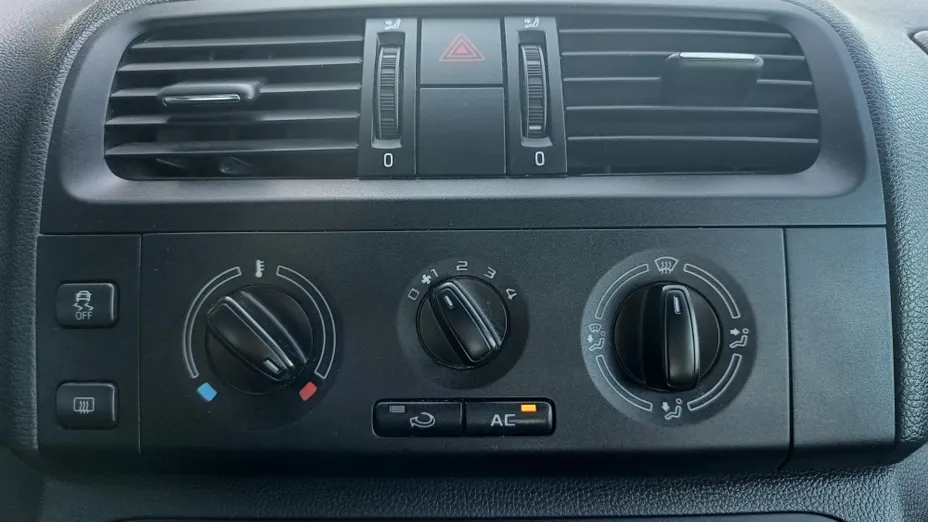 SKODA Roomster Roomster 1.2 12V Ambition