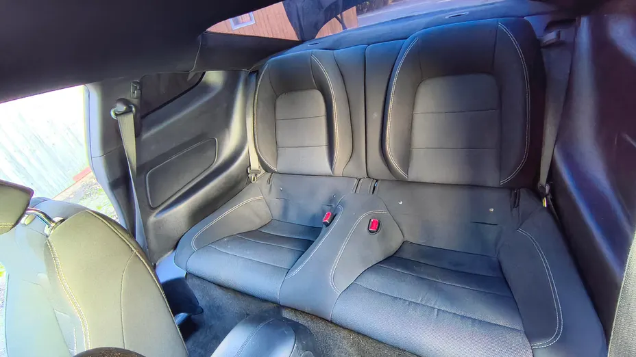 FORD (USA) Mustang Mustang 3.7 V6 aut