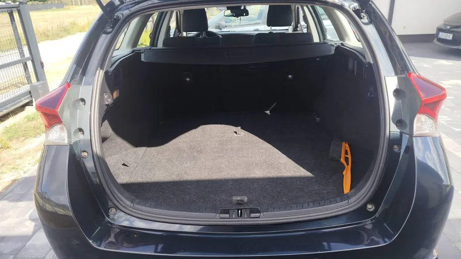TOYOTA Auris Auris 1.4 D-4D Premium