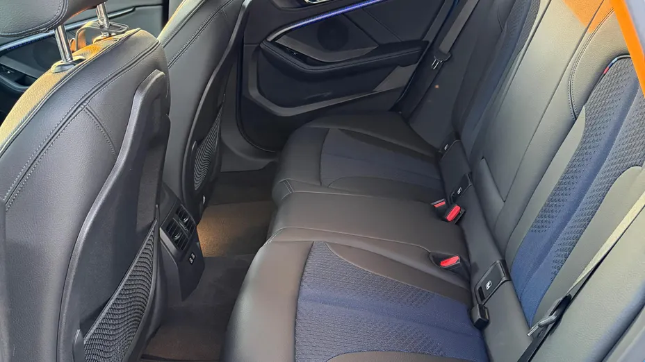BMW Seria 2 M235i xDrive