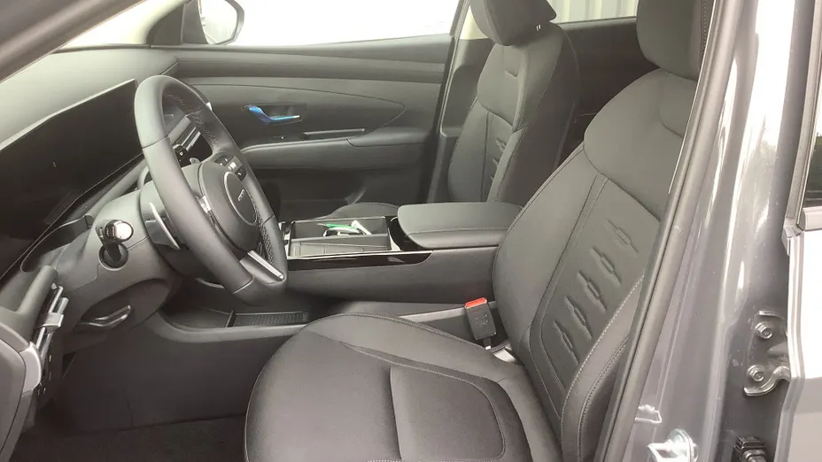 HYUNDAI Tucson -