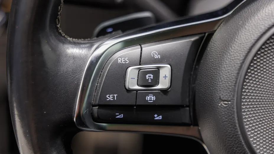 VOLKSWAGEN Arteon Arteon 2.0 TSI 4Motion R-Line DSG