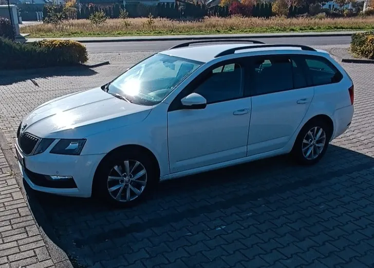 SKODA Octavia Octavia 1.8 TSI Edition EU6