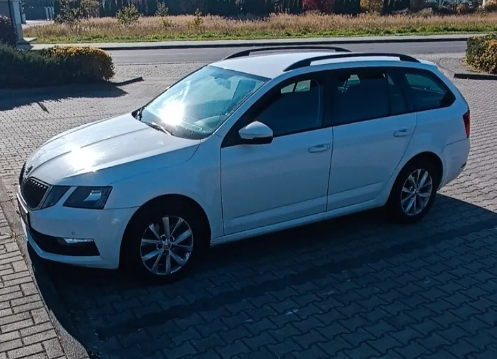 SKODA Octavia Octavia 1.8 TSI Edition EU6
