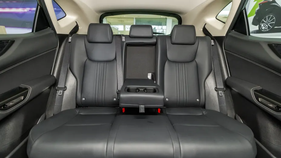 LEXUS NX NX 450h+ Prestige AWD