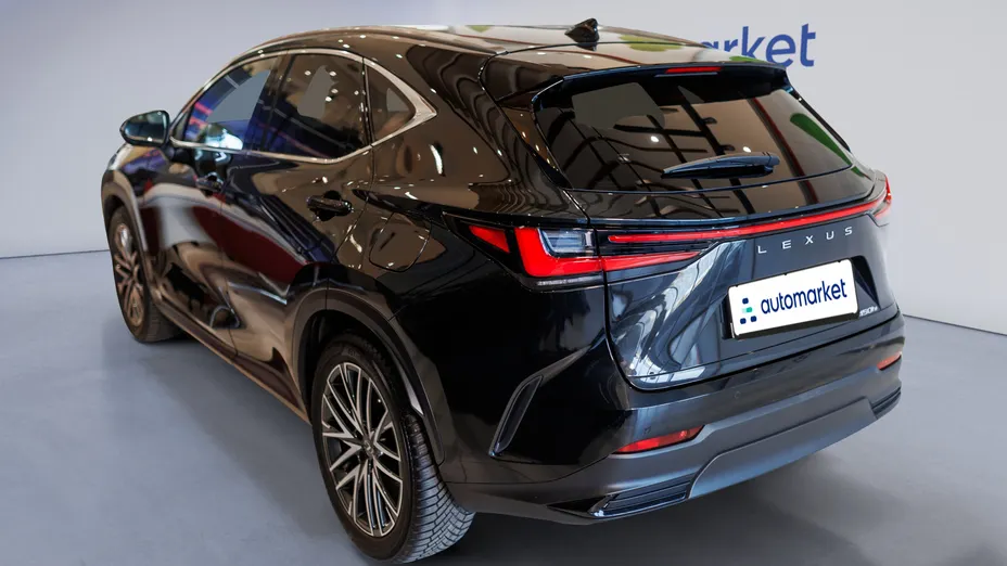 LEXUS NX NX 450h+ Prestige AWD