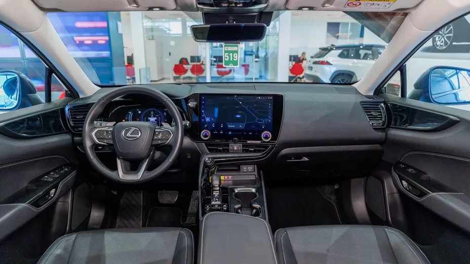 LEXUS NX NX 450h+ Prestige AWD