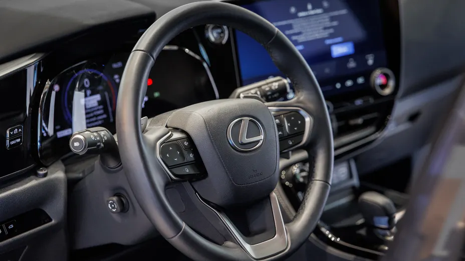 LEXUS NX NX 450h+ Prestige AWD