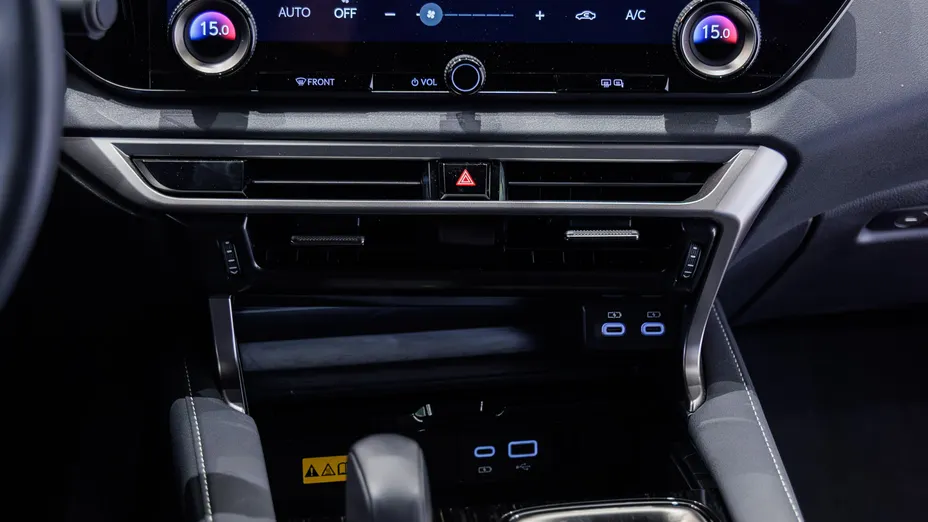 LEXUS RX RX 450h+ Prestige