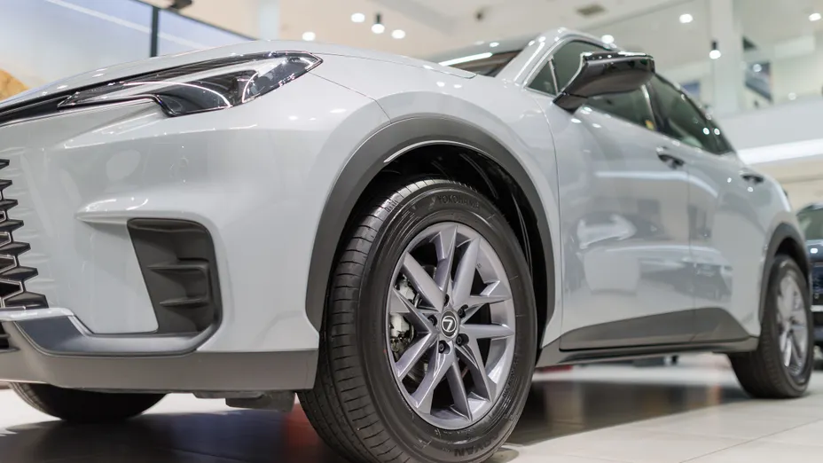LEXUS LBX LBX 1.5 Hybrid