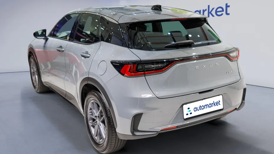 LEXUS LBX LBX 1.5 Hybrid