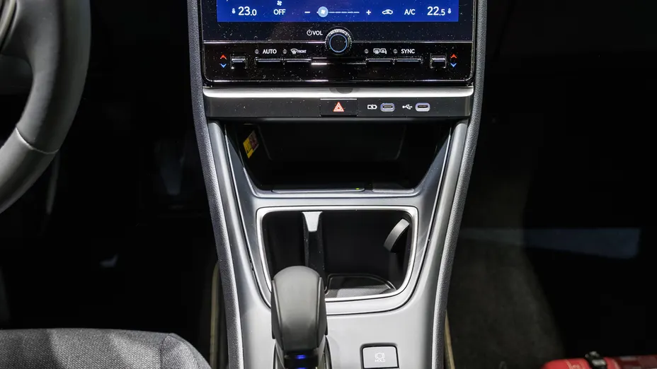 LEXUS LBX LBX 1.5 Hybrid