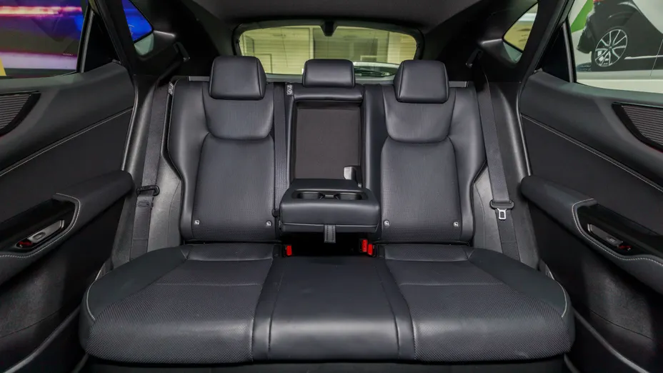 LEXUS NX NX 450h+ F Sport AWD
