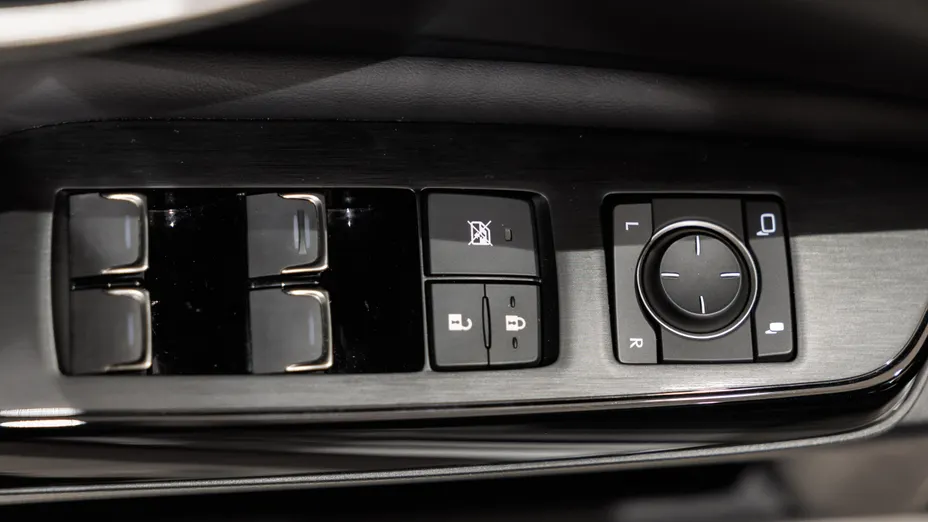 LEXUS ES ES 300h F Sport Design