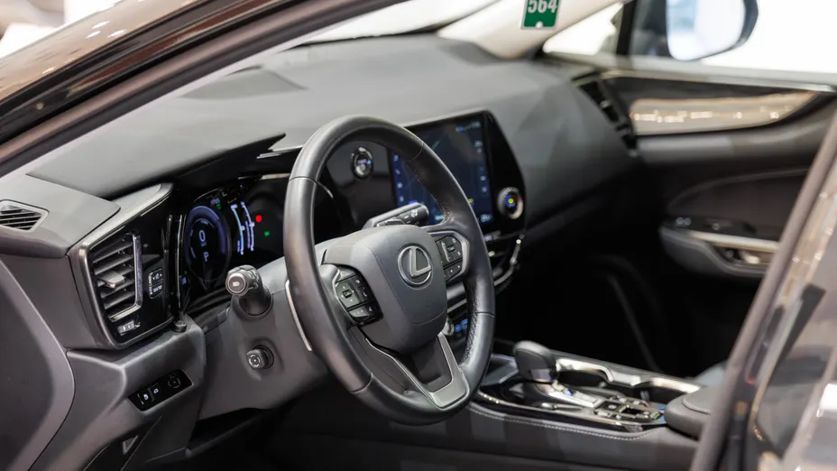 LEXUS NX NX 450h+ Prestige AWD
