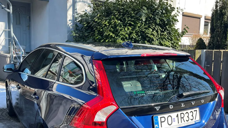VOLVO V60 V60 T3 Drive-E R-Design Ocean Race aut