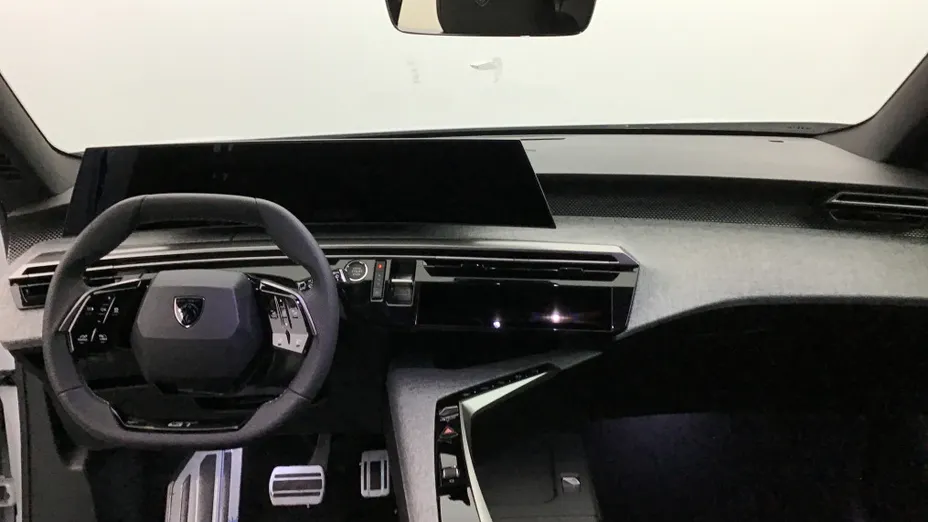 PEUGEOT 3008 -