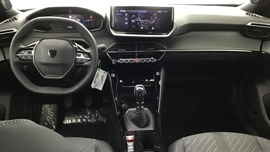 PEUGEOT 2008 -