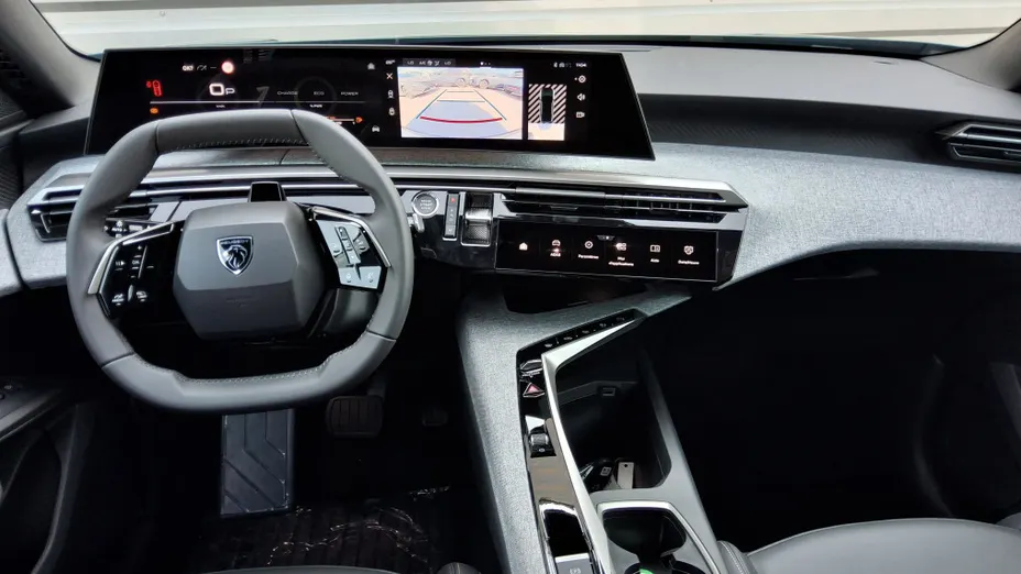 PEUGEOT 3008 -