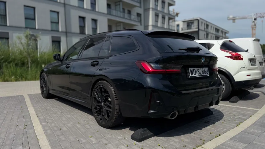 BMW Seria 3 320i