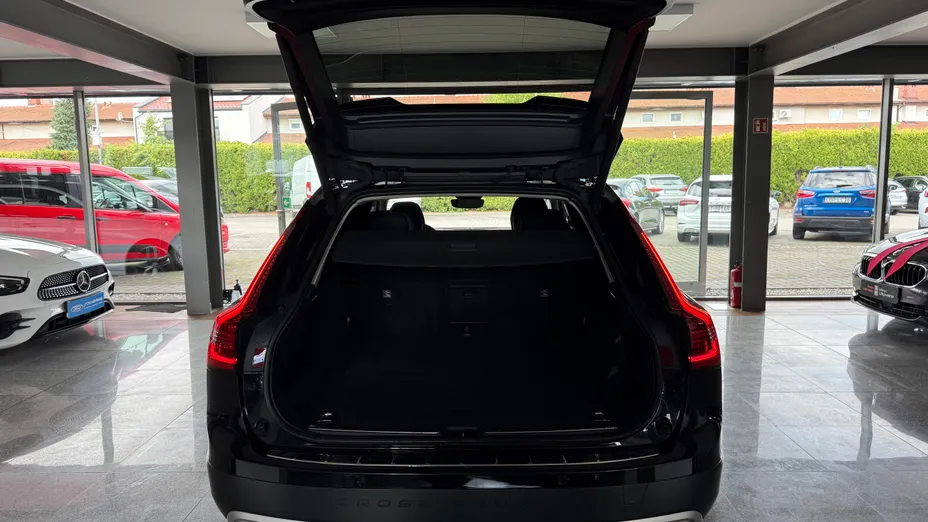 VOLVO V90 V90 CC B4 D AWD Core aut