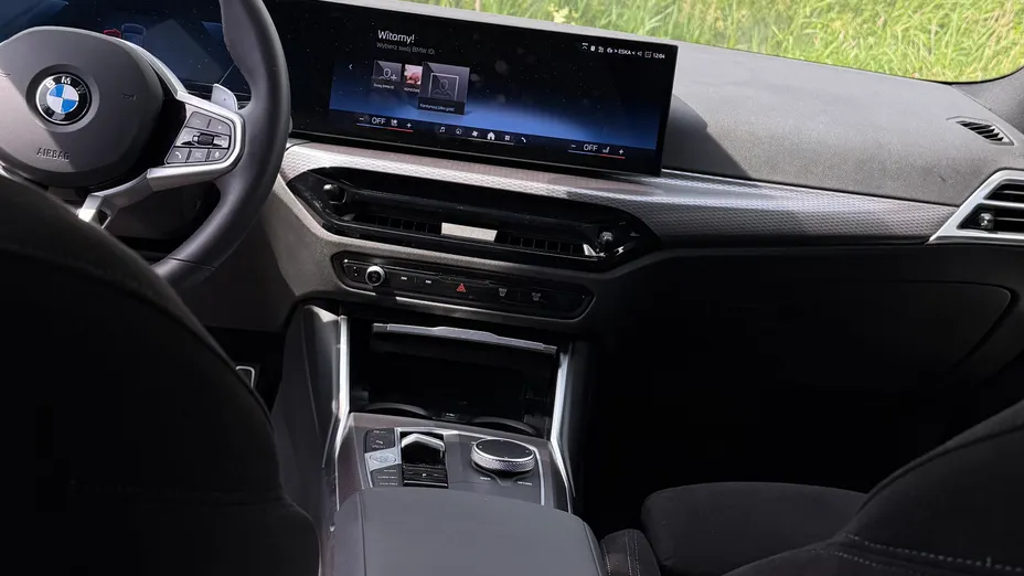 BMW Seria 3 320i