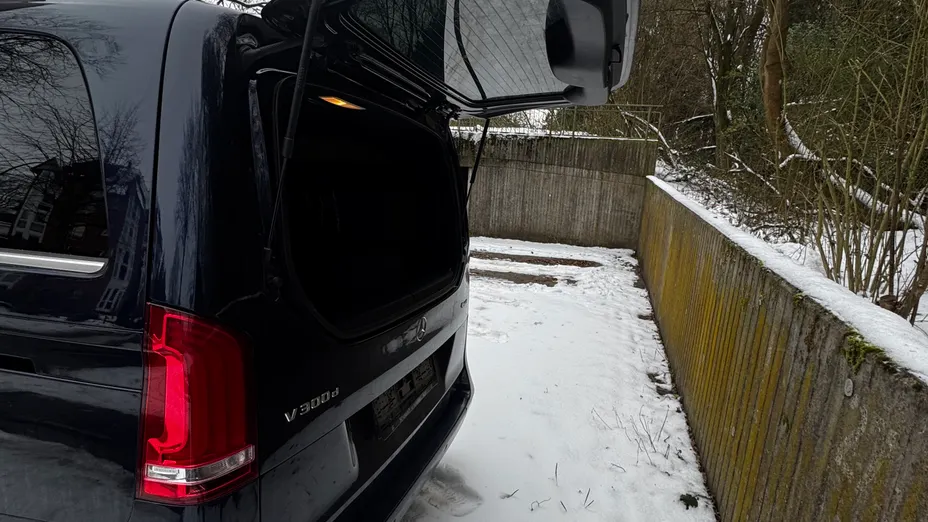 MERCEDES-BENZ V Klasa V 300 d 4-Matic Avantgarde 9G-Tronic (długi)