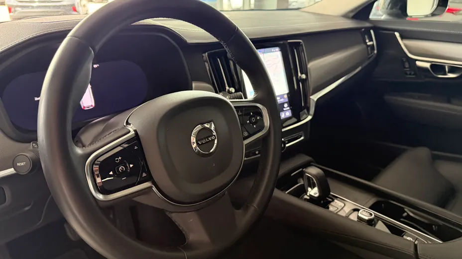 VOLVO V90 V90 CC B4 D AWD Core aut