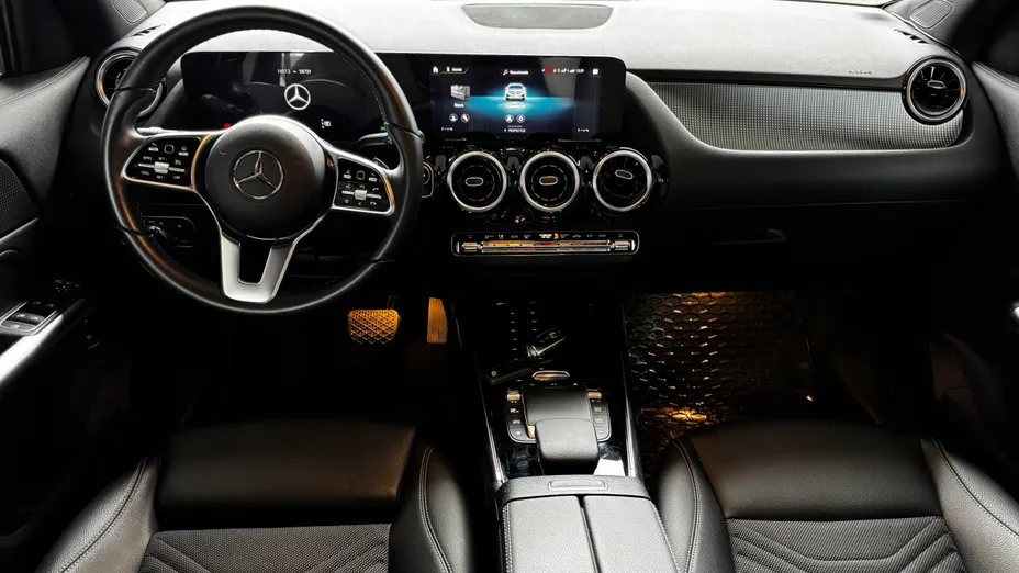 MERCEDES-BENZ GLA GLA 200 Business Edition