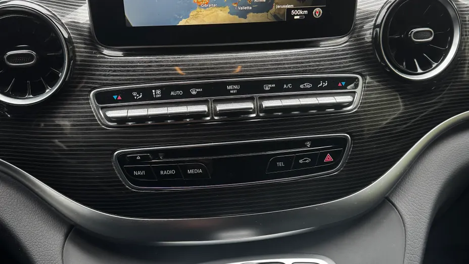 MERCEDES-BENZ V Klasa V 300 d 4-Matic Avantgarde 9G-Tronic (długi)