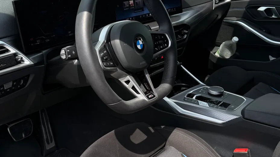 BMW Seria 3 320i