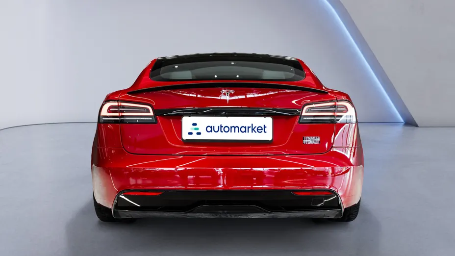 TESLA Model S S Plaid