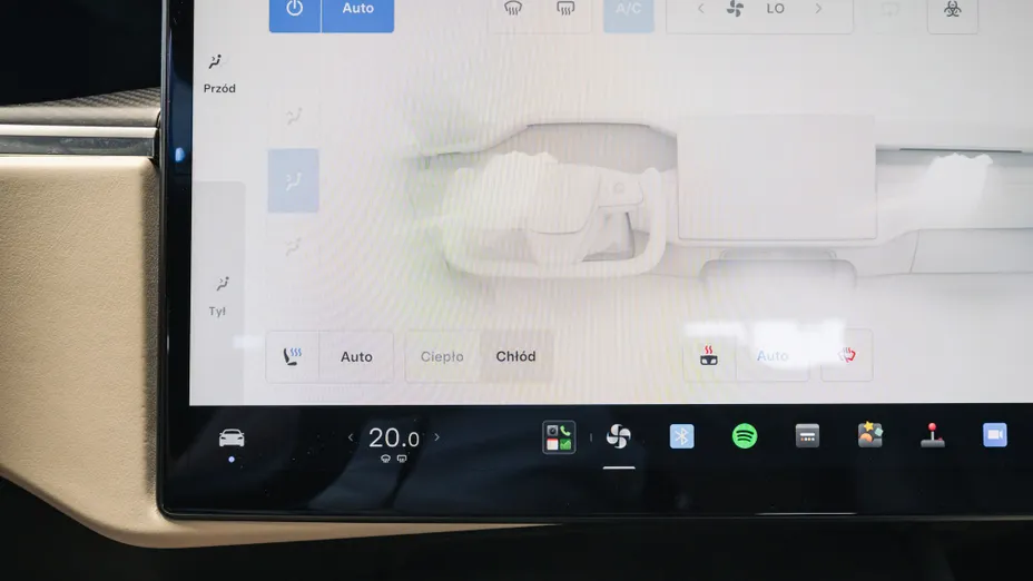 TESLA Model S S Plaid