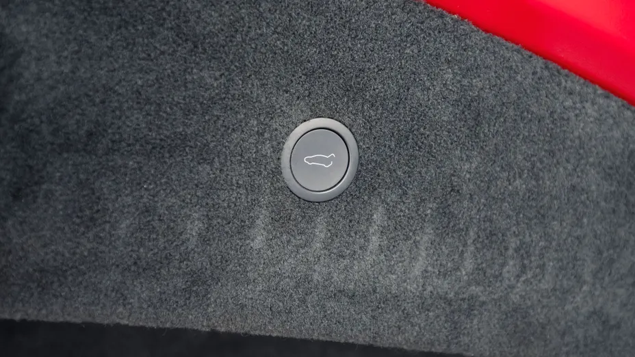 TESLA Model S S Plaid