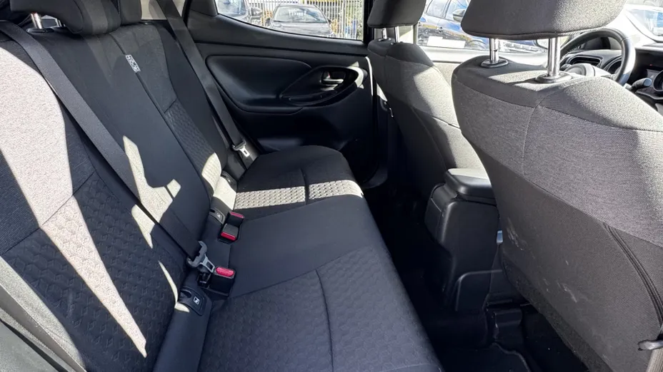 TOYOTA Yaris Yaris Hybrid 1.5 Comfort