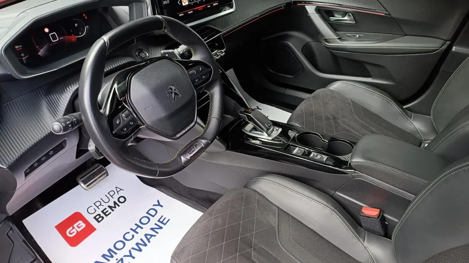 PEUGEOT 2008 2008 1.2 PureTech GT Pack S&S EAT8