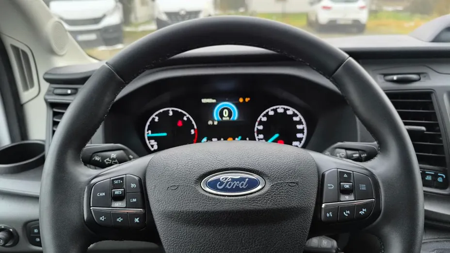 FORD Transit Transit 330 L2H2 Trend