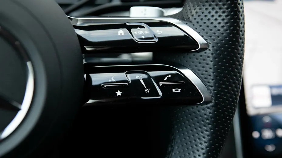 MERCEDES-BENZ C Klasa C 200 mHEV AMG