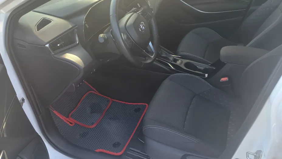 TOYOTA Corolla Corolla 2.0 Hybrid Selection