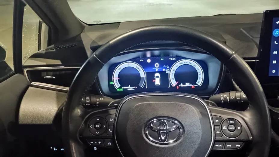 TOYOTA Corolla Corolla 2.0 Hybrid Selection