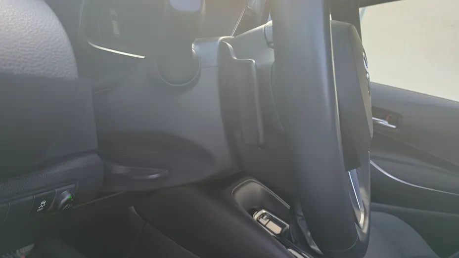 TOYOTA Corolla Corolla 2.0 Hybrid Selection