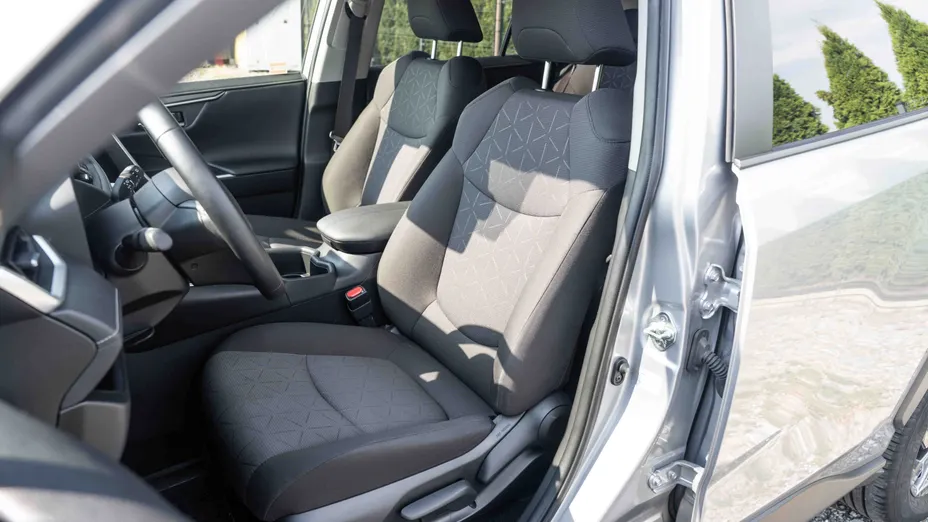 TOYOTA RAV4 RAV4 2.0 Active 4x2