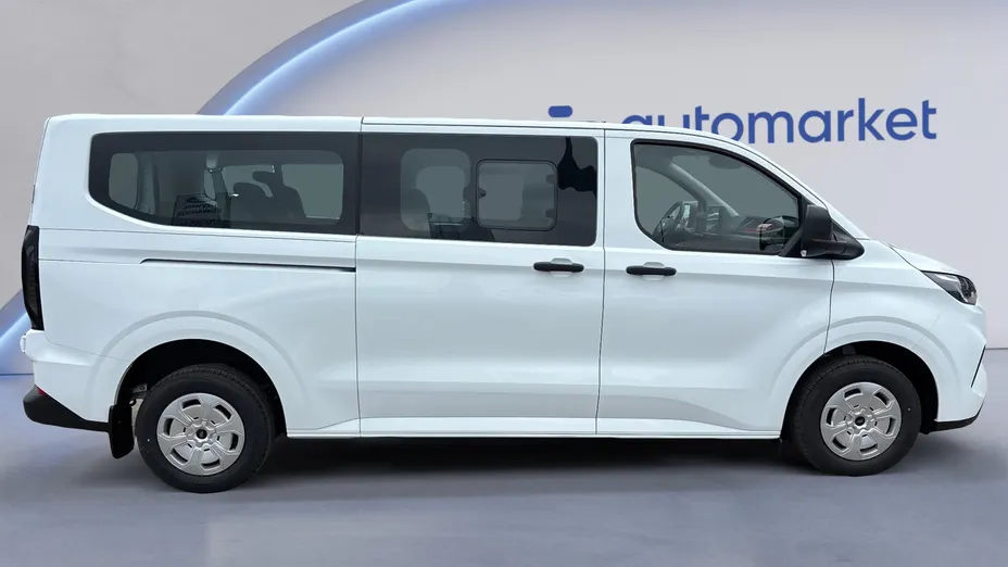 FORD Transit Custom Transit Custom Kombi 2.0 EcoBlue 320 L2H1 Trend M1 Nowy