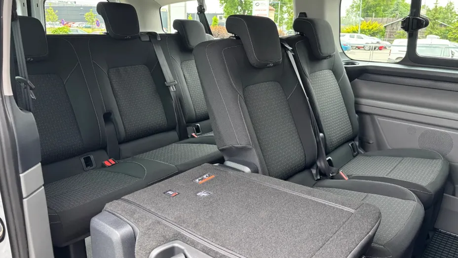 FORD Transit Custom Transit Custom Kombi 2.0 EcoBlue 320 L2H1 Trend M1 Nowy