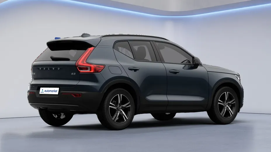 VOLVO XC40 XC40 B3 Plus Dark aut Nowy